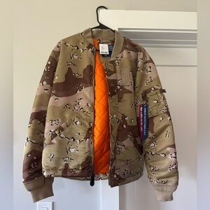 ALPHA INDUSTRIES URBAN OUTFITTERS MENS CAMOUFLAGE BOMBER MEDIUM NWT CAMO